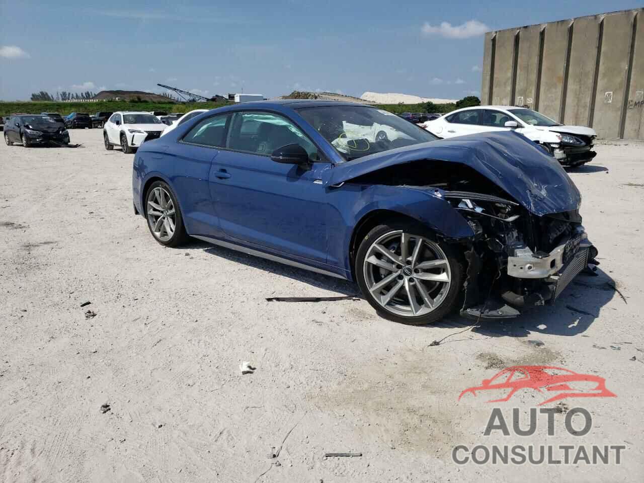 AUDI A5 2019 - WAUTNAF59KA018238