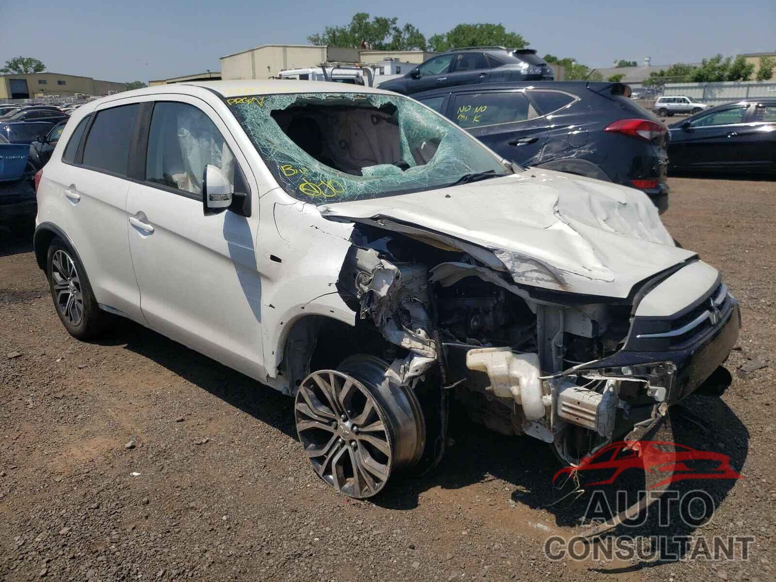 MITSUBISHI OUTLANDER 2018 - JA4AP3AW6JU004272