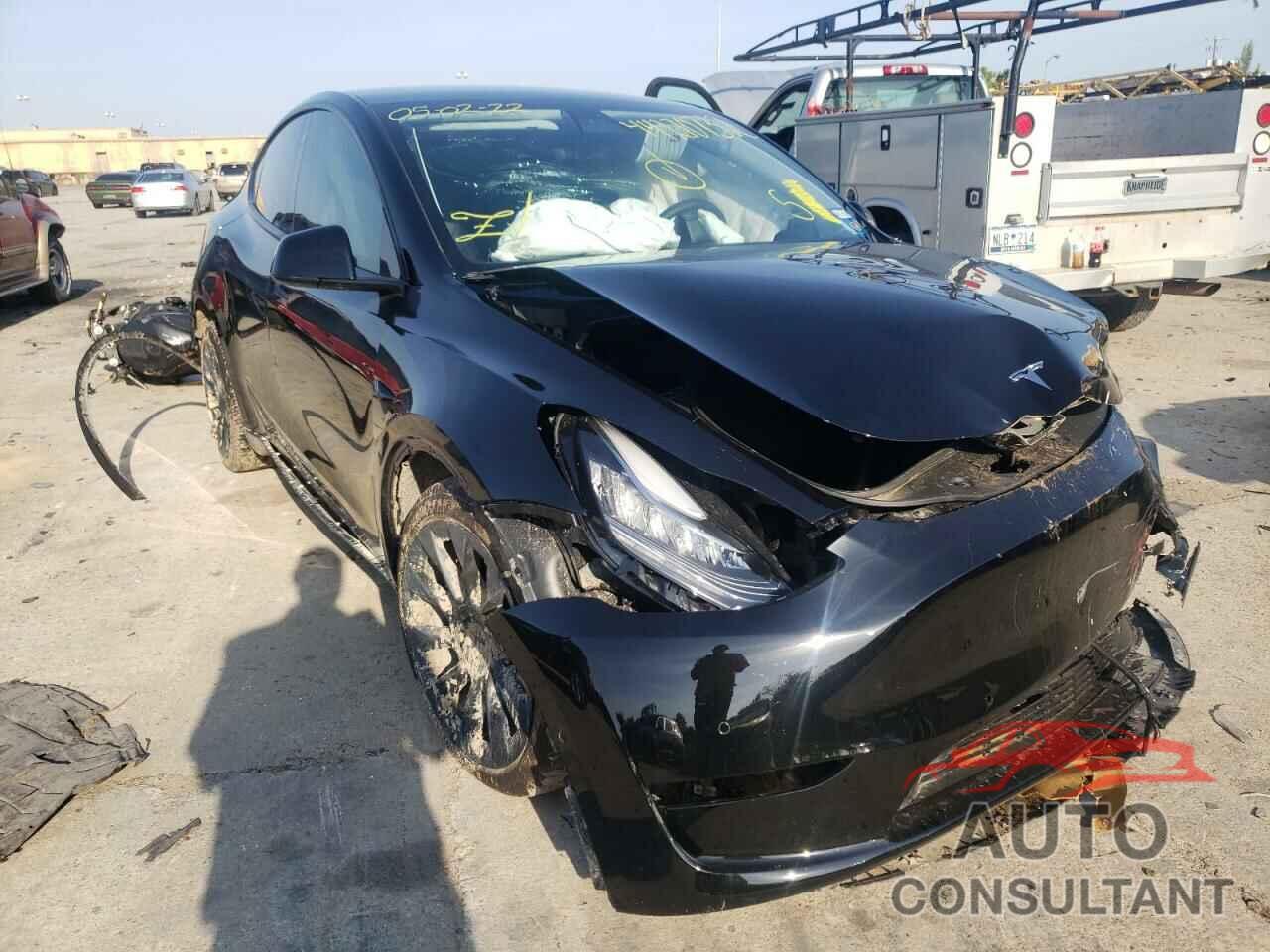 TESLA MODEL Y 2021 - 5YJYGDEE7MF208149