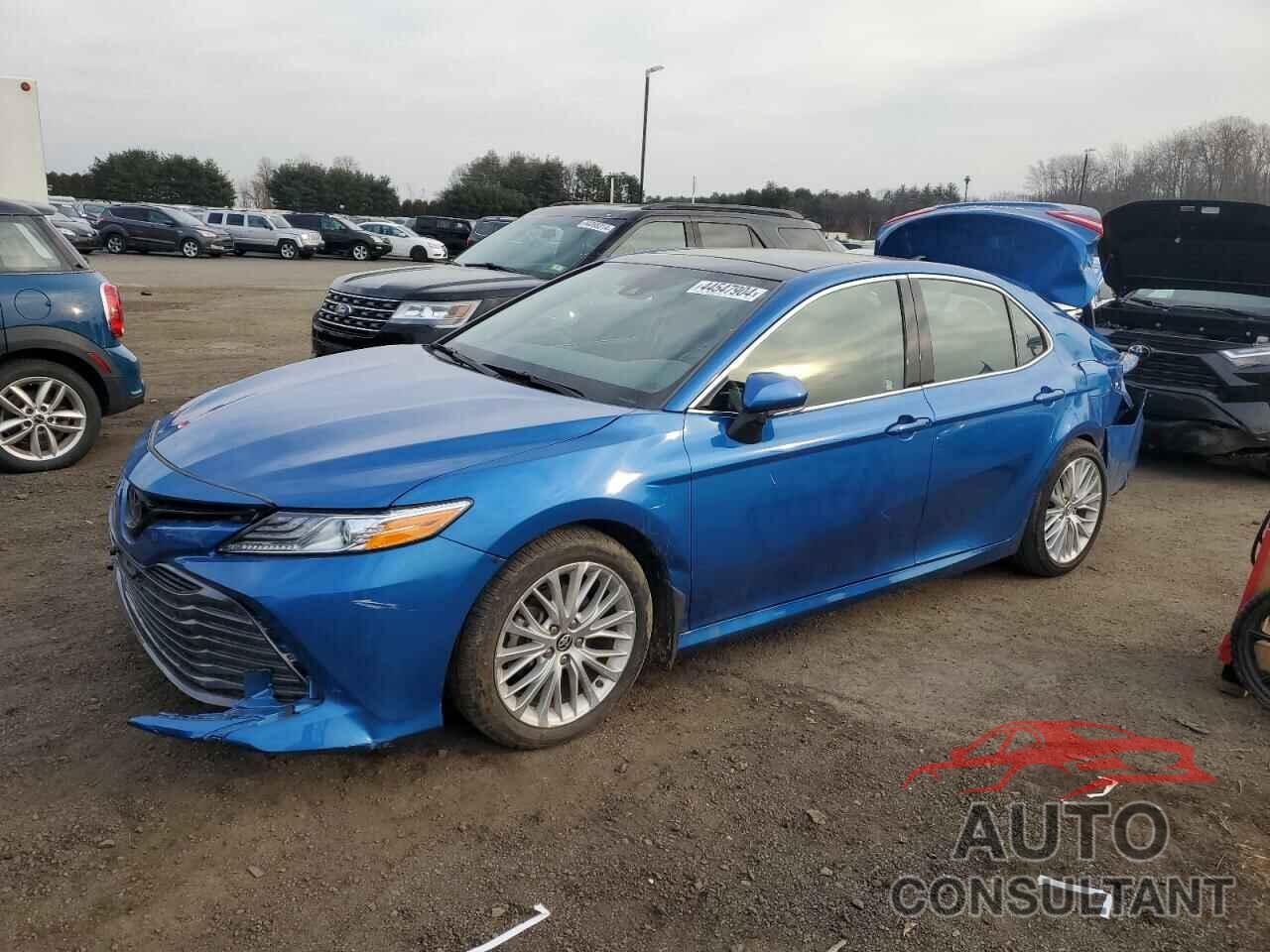 TOYOTA CAMRY 2019 - 4T1B11HK8KU263314