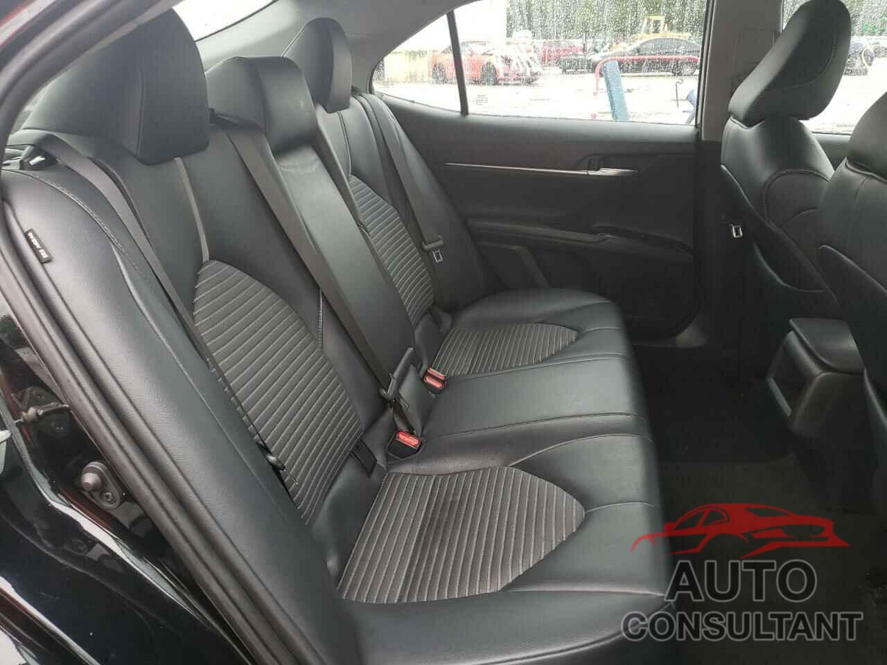 TOYOTA CAMRY 2019 - 4T1B11HK2KU260814