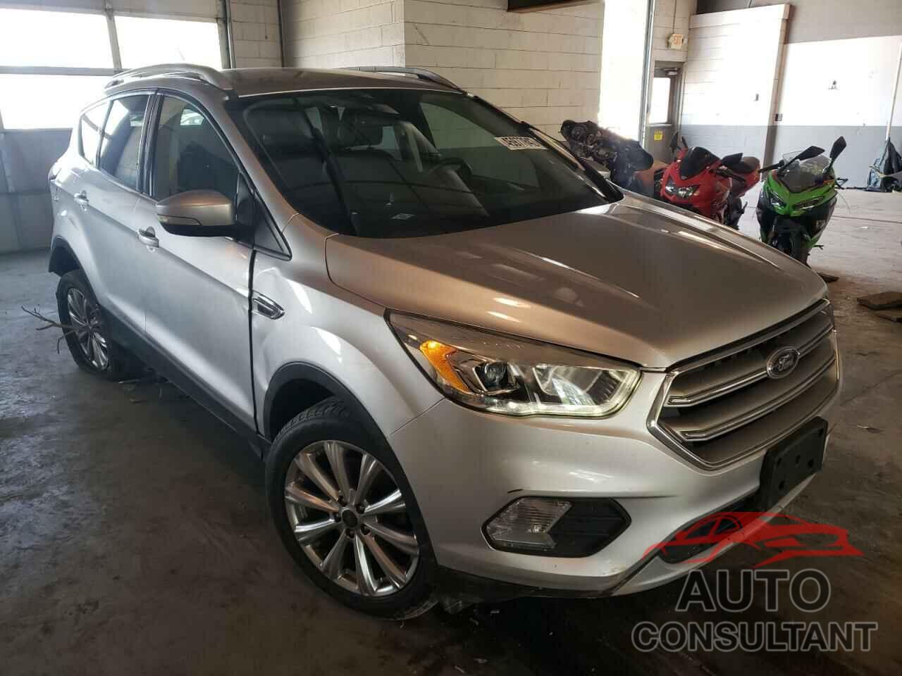 FORD ESCAPE 2017 - 1FMCU9JD1HUA31524