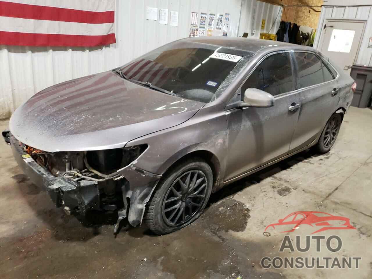 TOYOTA CAMRY 2016 - 4T4BF1FKXGR556181