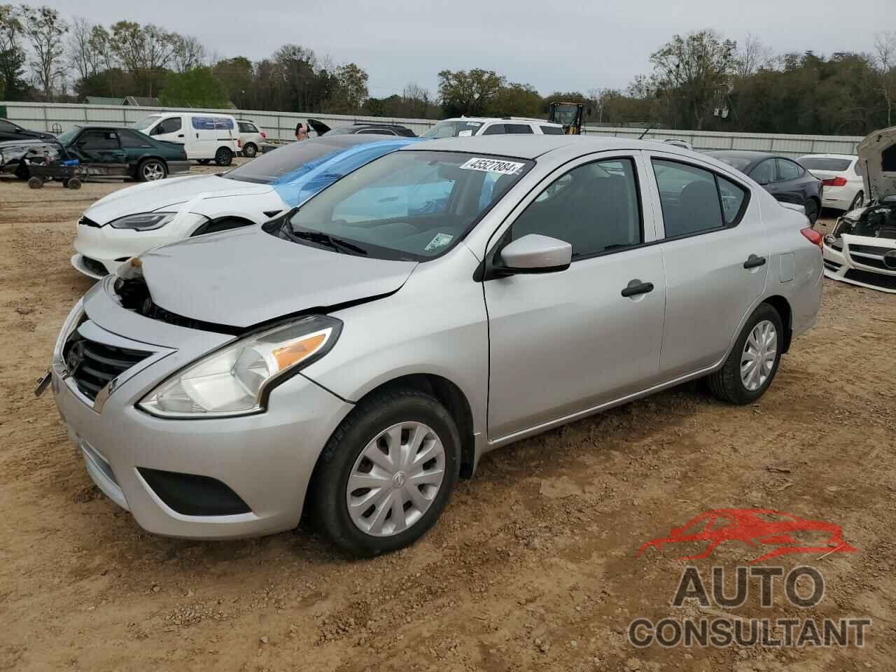 NISSAN VERSA 2018 - 3N1CN7AP8JL856057