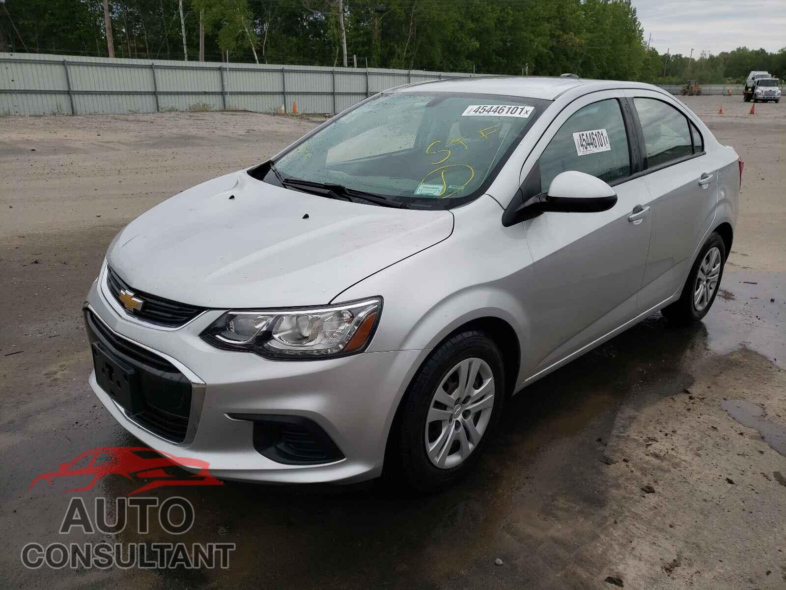 CHEVROLET SONIC 2017 - 1G1JB5SG4H4128616