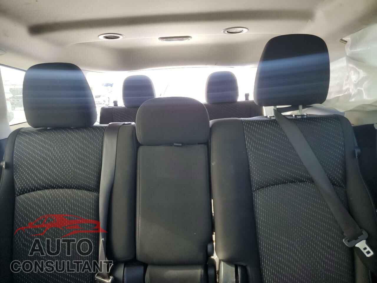 DODGE JOURNEY 2017 - 3C4PDCAB8HT525584