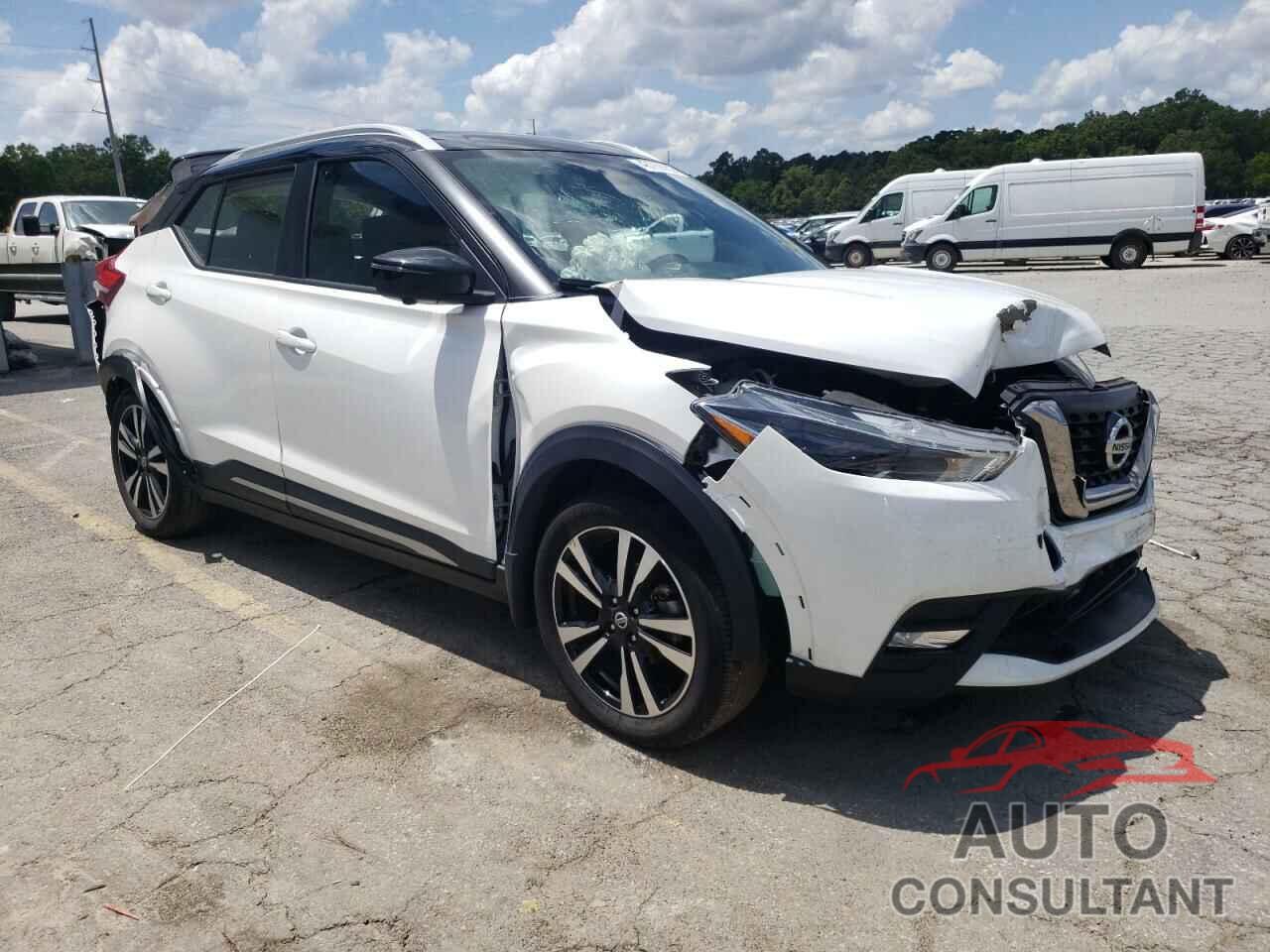 NISSAN KICKS 2018 - 3N1CP5CU6JL542876