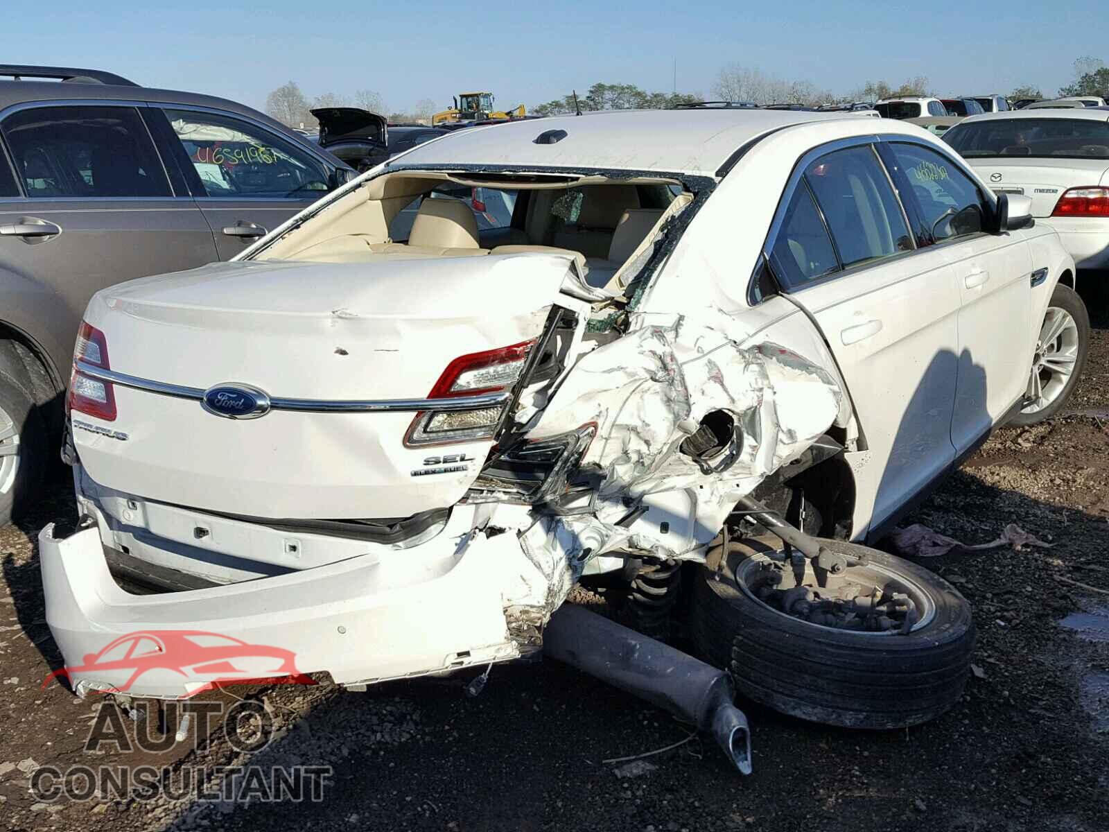 FORD TAURUS 2016 - 1FAHP2E86GG104136