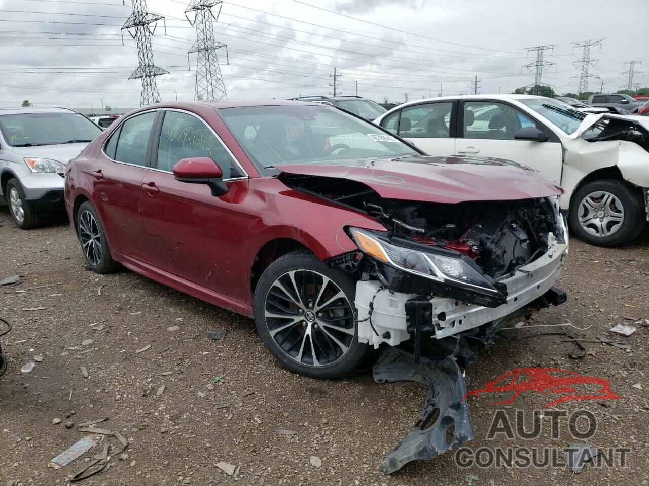 TOYOTA CAMRY 2018 - 4T1B11HK3JU659570
