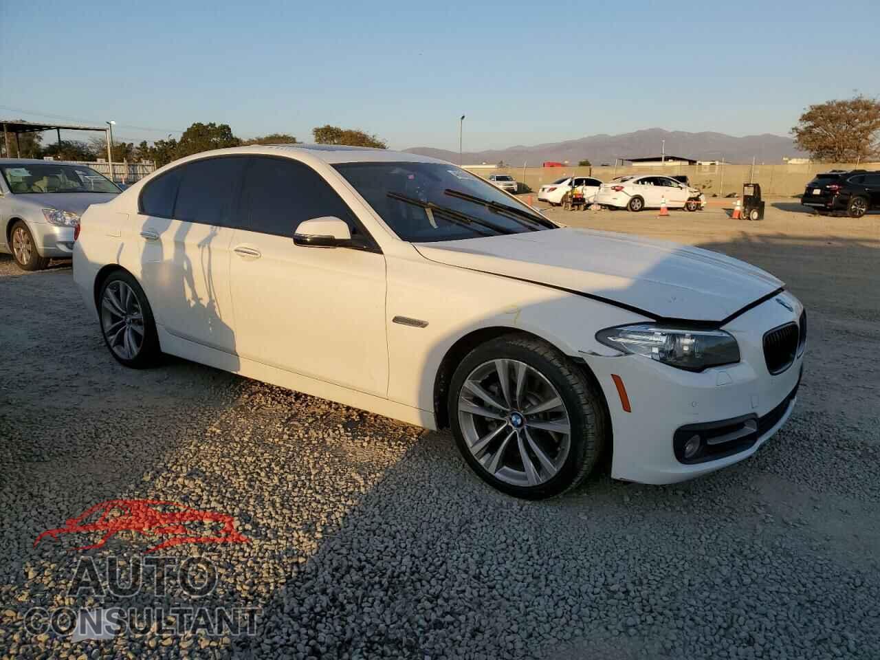 BMW 5 SERIES 2016 - WBA5A5C51GD528217