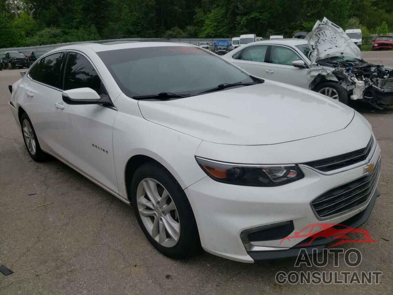 CHEVROLET MALIBU 2018 - 1G1ZD5ST8JF130969