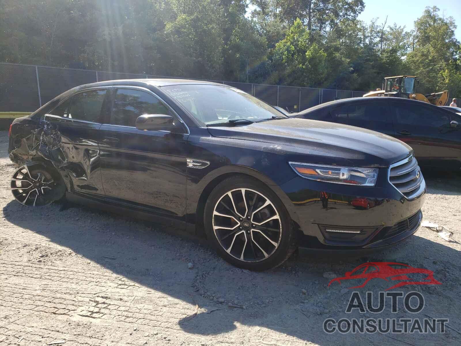 FORD TAURUS 2017 - 1FAHP2E86HG137025