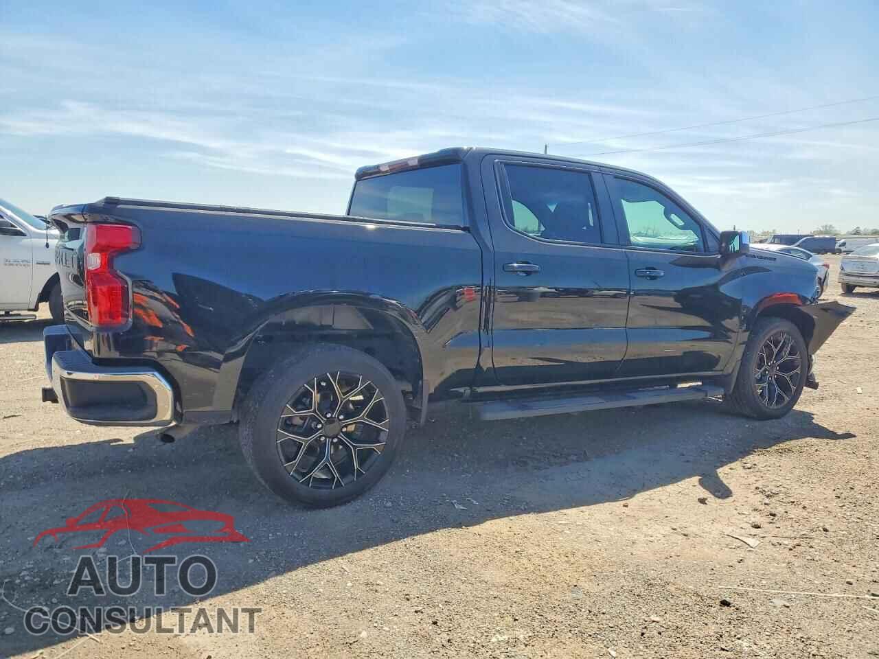 CHEVROLET SILVERADO 2021 - 1GCPWCED8MZ227142