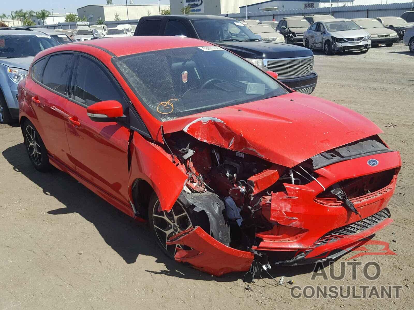 FORD FOCUS 2016 - 1FADP3K23GL246780