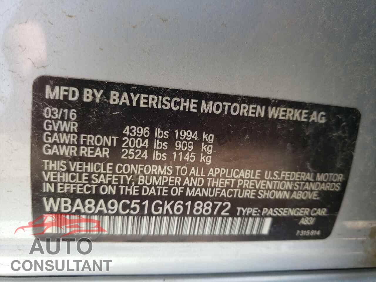BMW 3 SERIES 2016 - WBA8A9C51GK618872