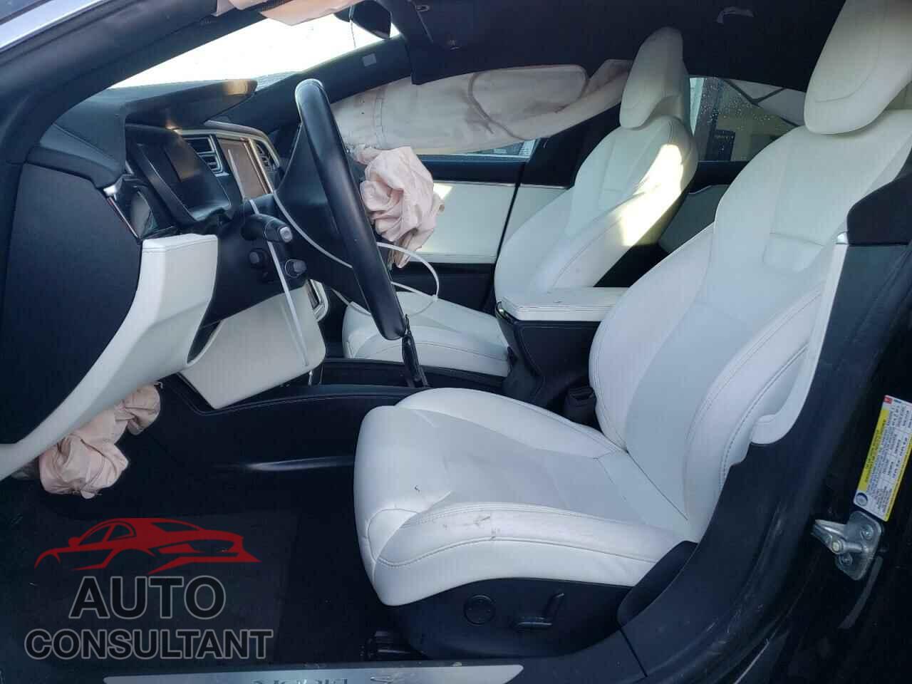 TESLA MODEL S 2017 - 5YJSA1E2XHF199948