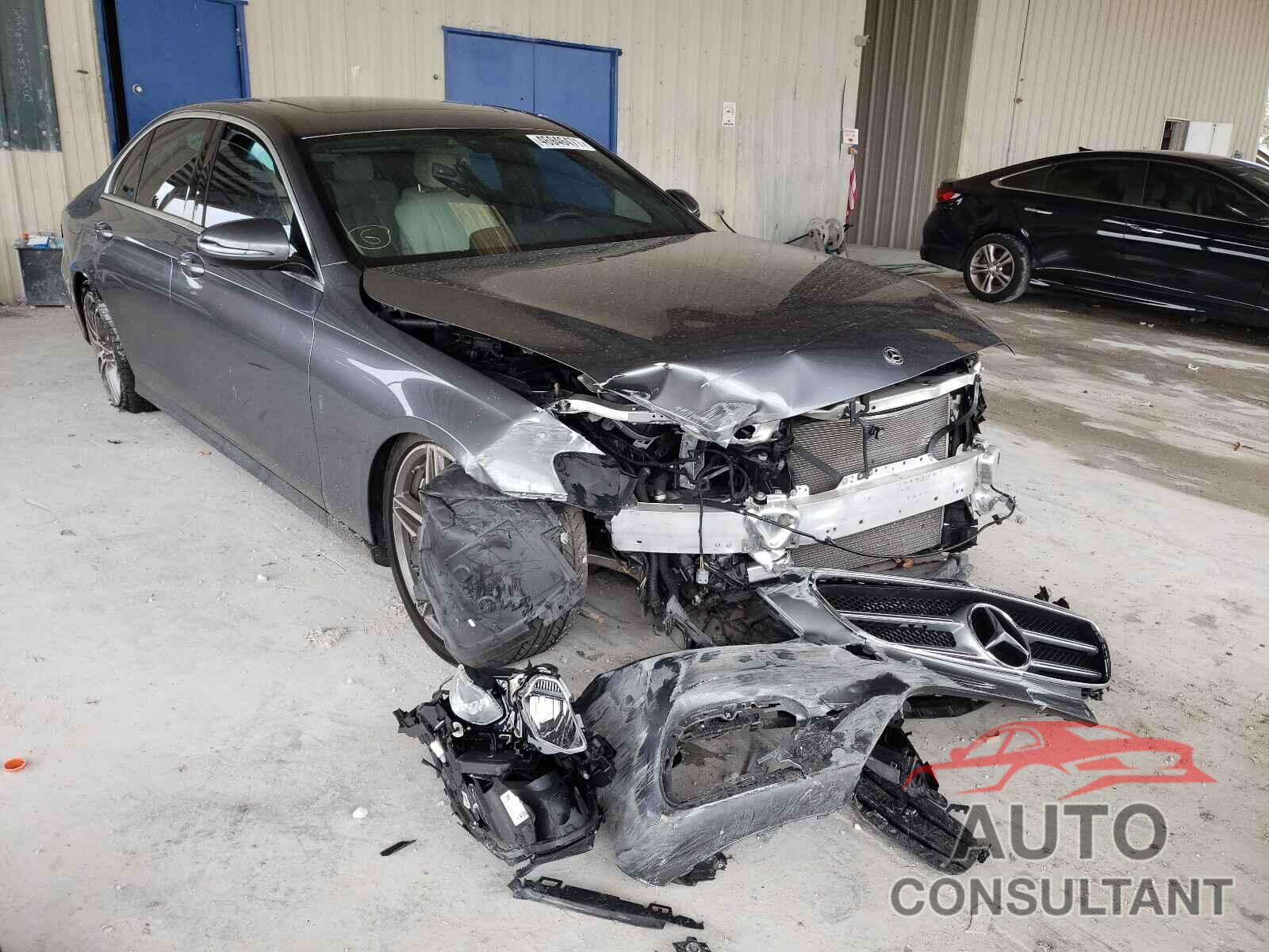 MERCEDES-BENZ E-CLASS 2018 - WDDZF4JB5JA374344