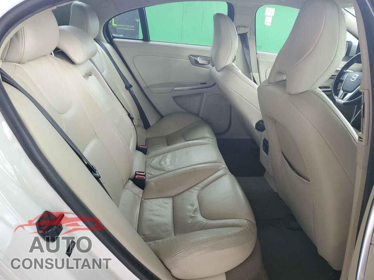 VOLVO S60 2012 - YV1622FS7C2036070