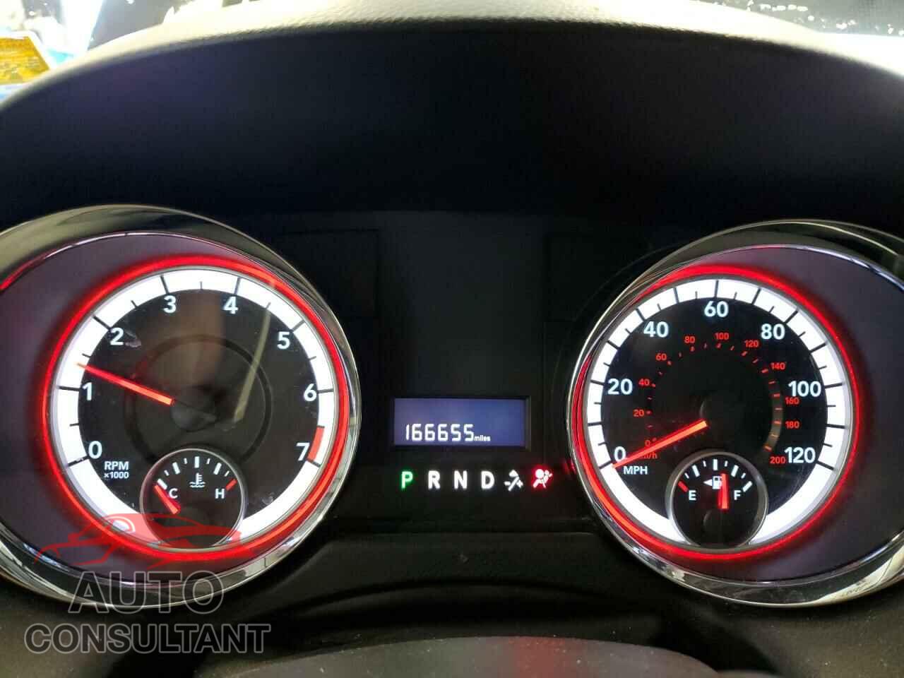 DODGE CARAVAN 2011 - 2D4RN3DG0BR663744