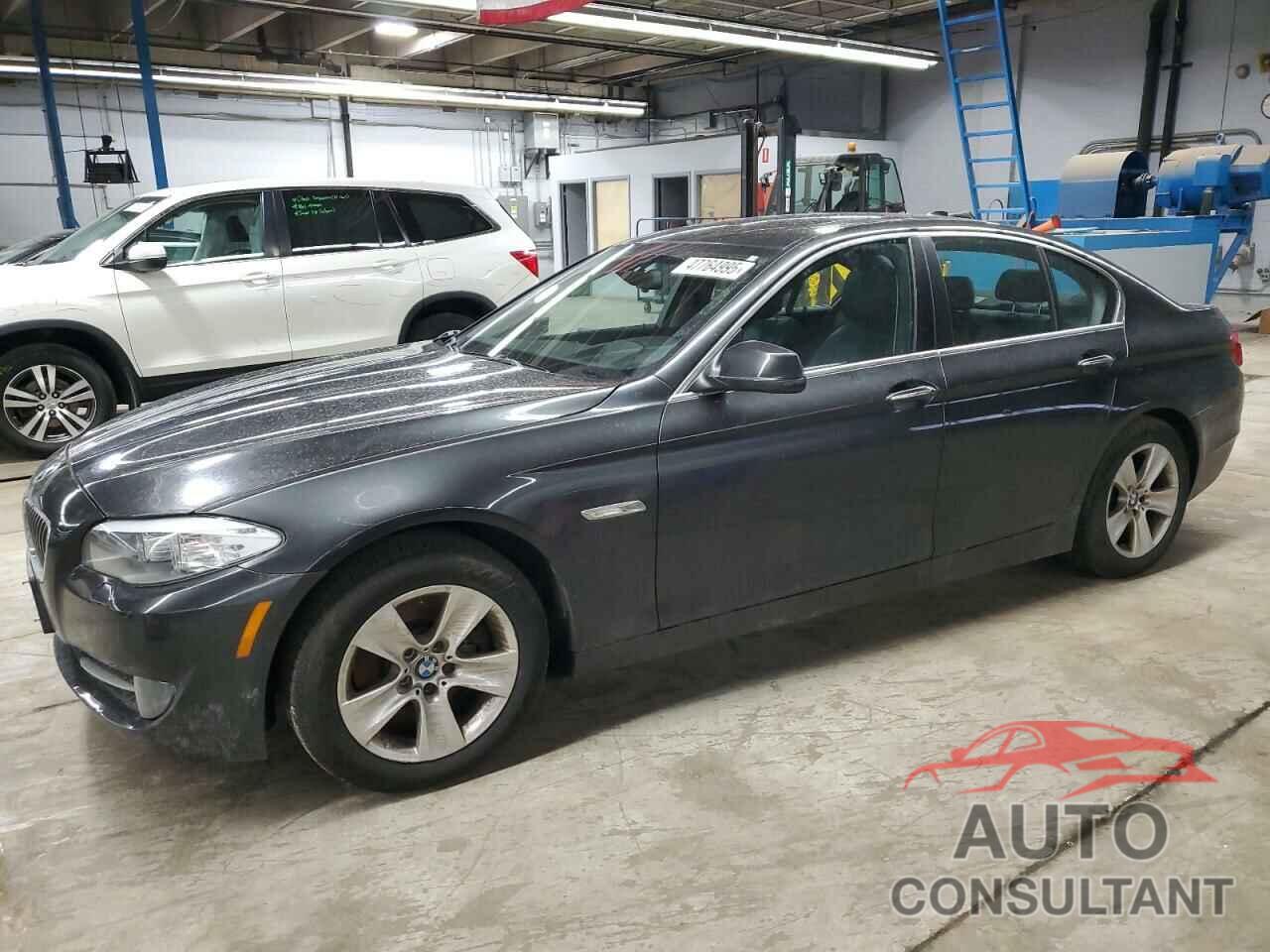 BMW 5 SERIES 2013 - WBAXH5C55DDW13786