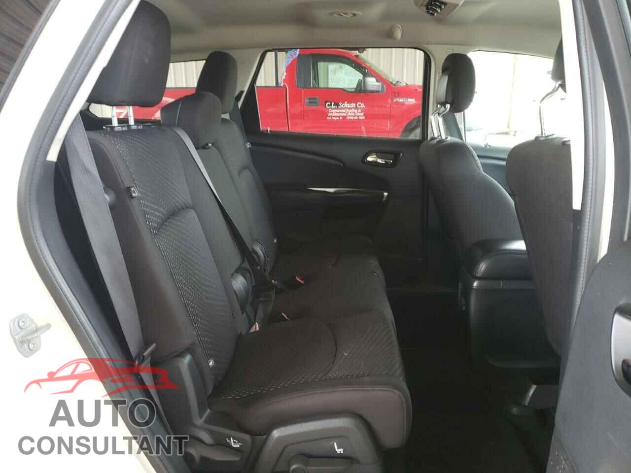 DODGE JOURNEY 2017 - 3C4PDCBG4HT589759