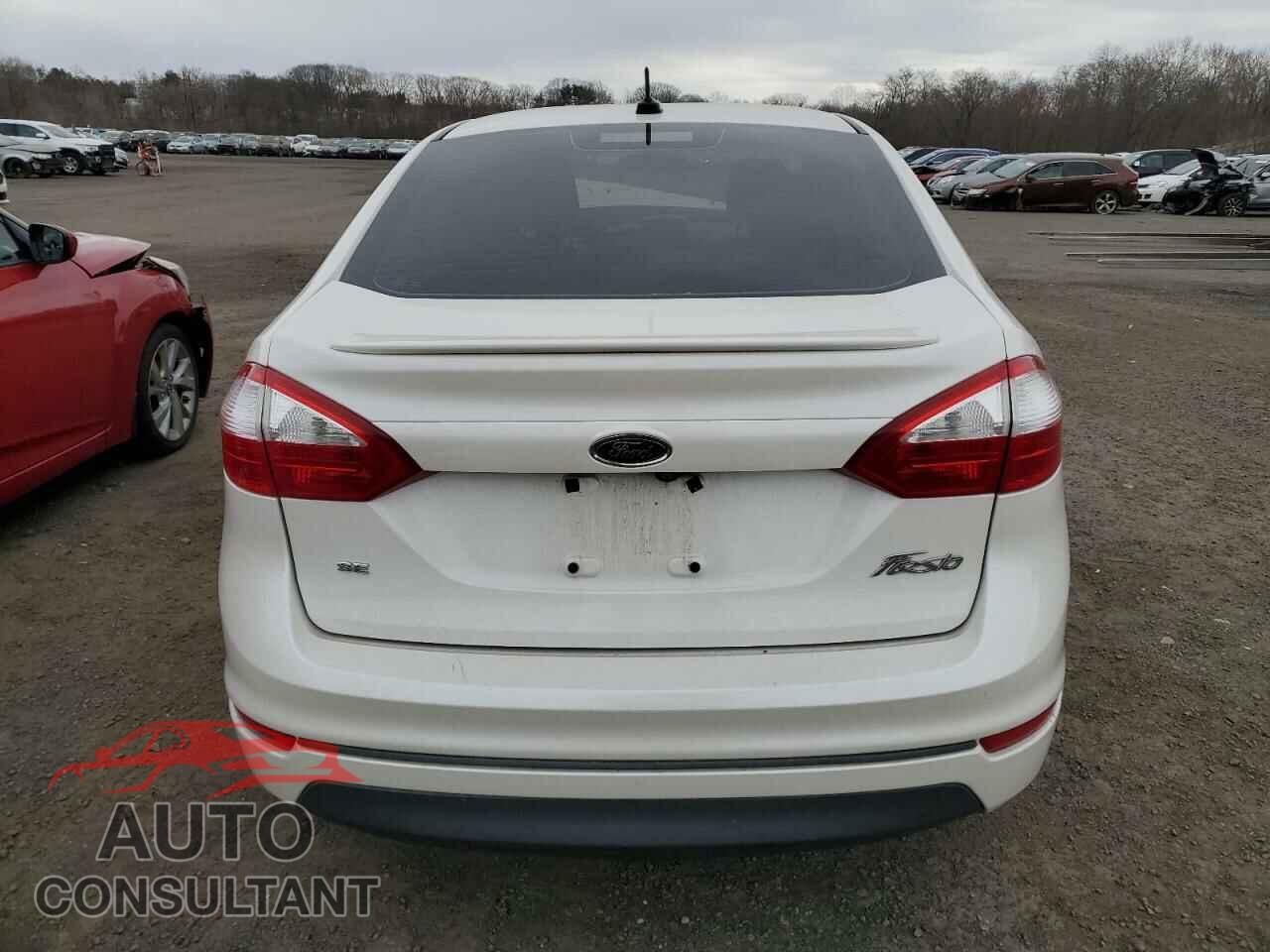FORD FIESTA 2018 - 3FADP4BJ9JM130485