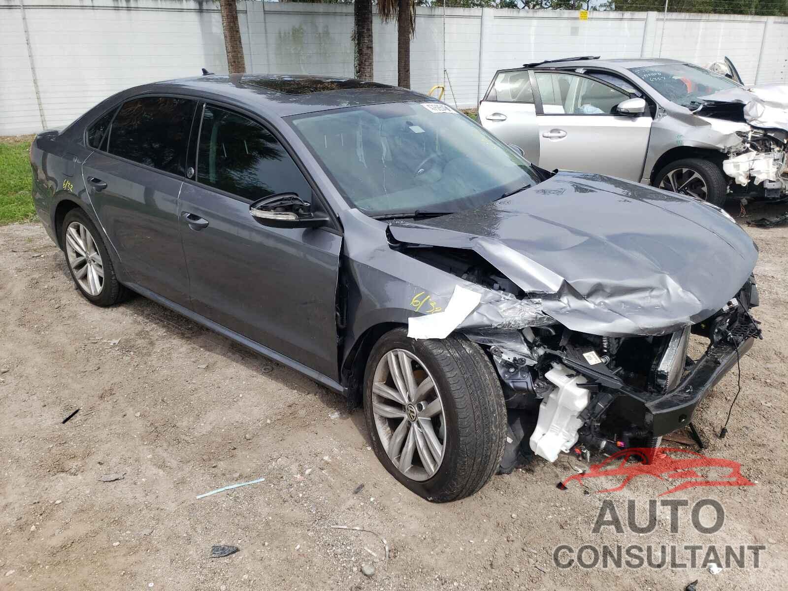 VOLKSWAGEN PASSAT 2019 - 1VWLA7A36KC004791