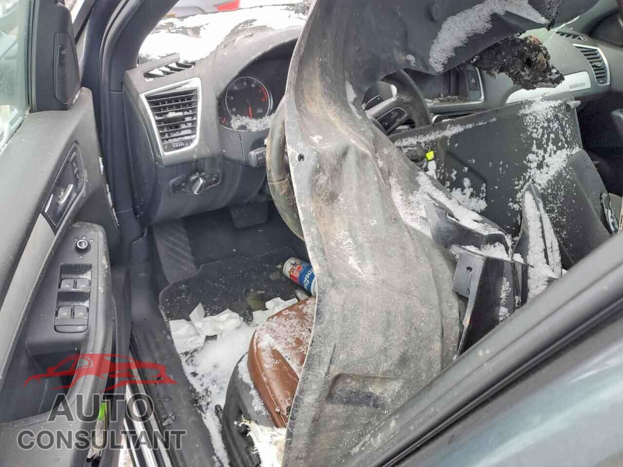 AUDI Q5 2012 - WA1MKCFP2CA006165