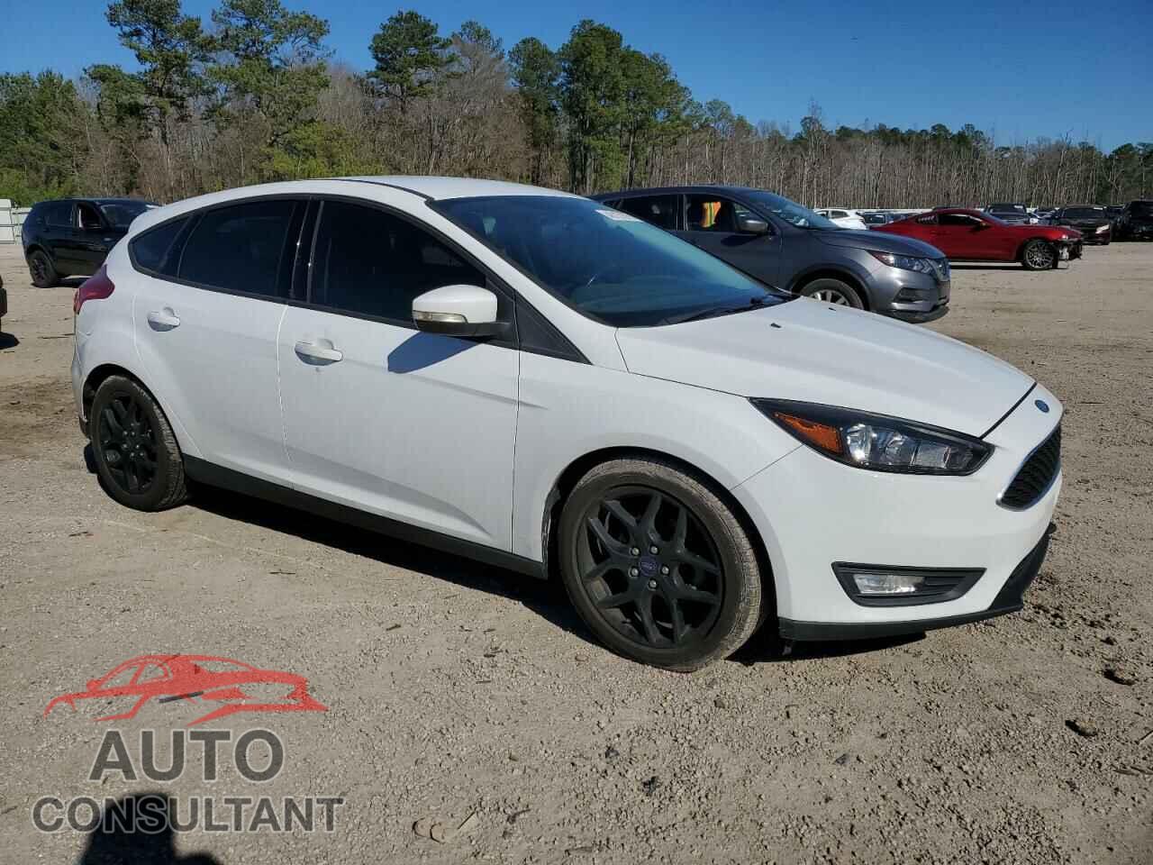 FORD FOCUS 2016 - 1FADP3K27GL355355