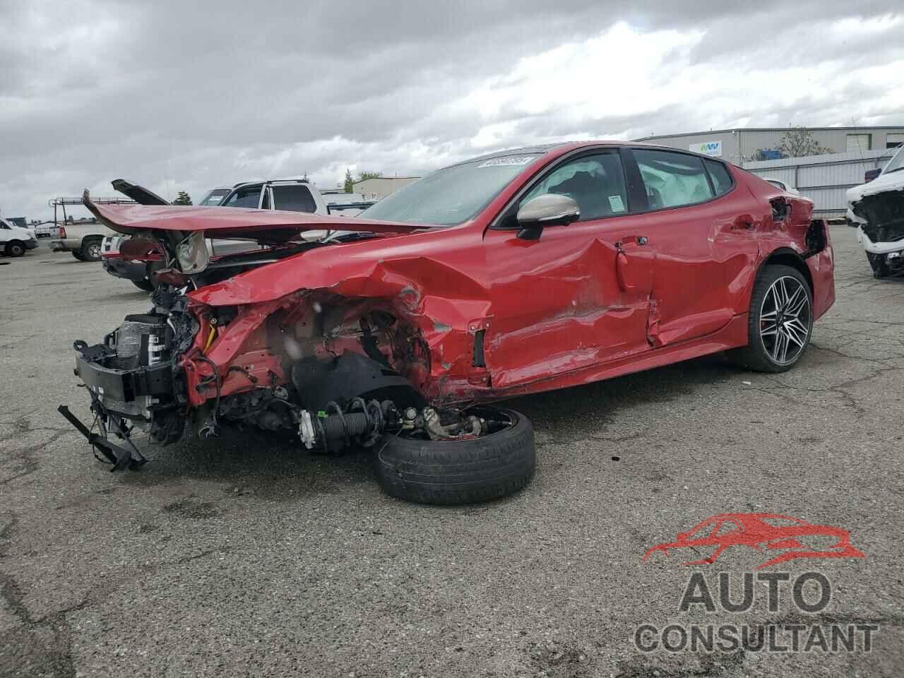 KIA STINGER 2023 - KNAE55LC0P6135963