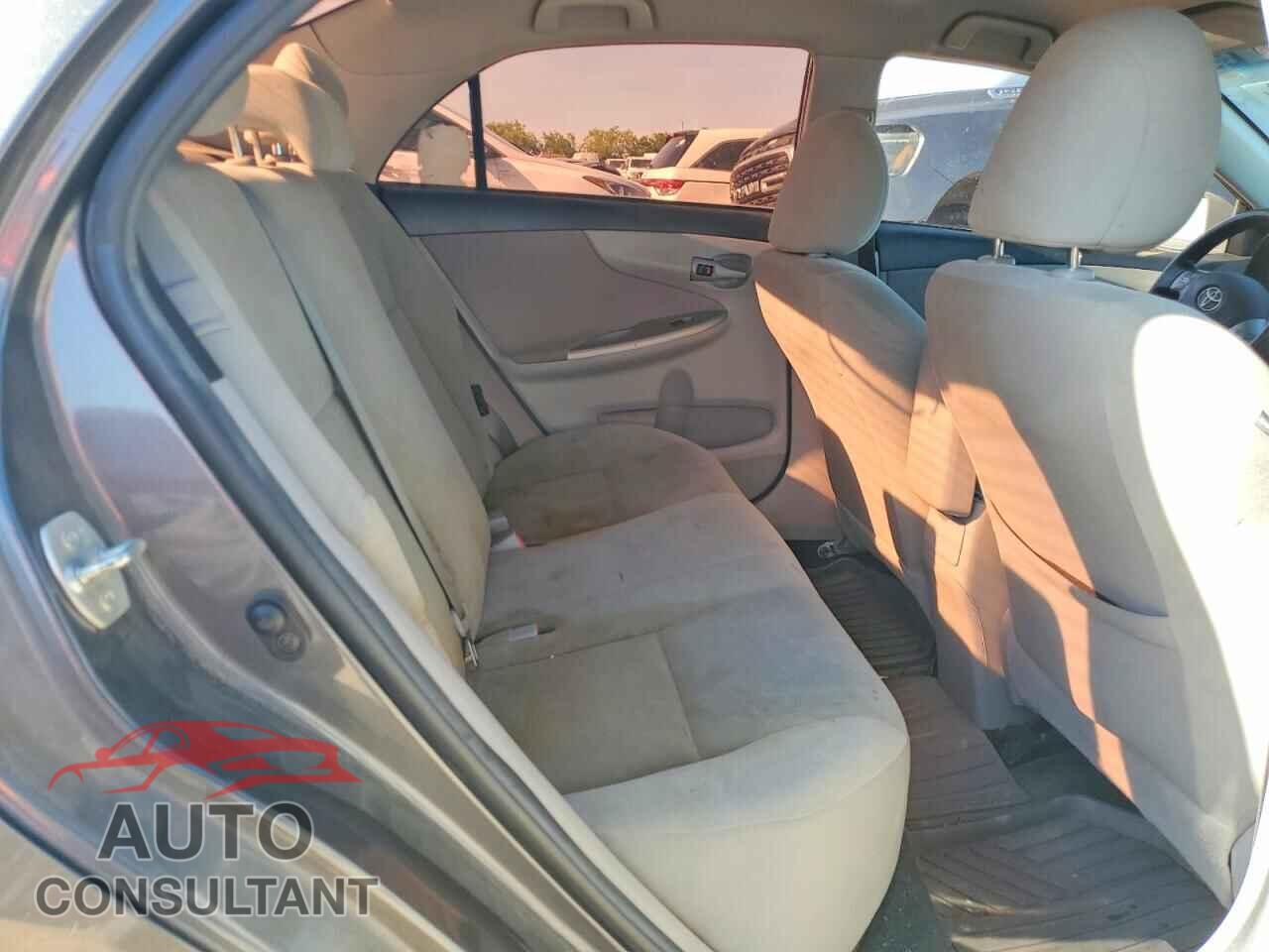 TOYOTA COROLLA 2013 - 5YFBU4EEXDP172668
