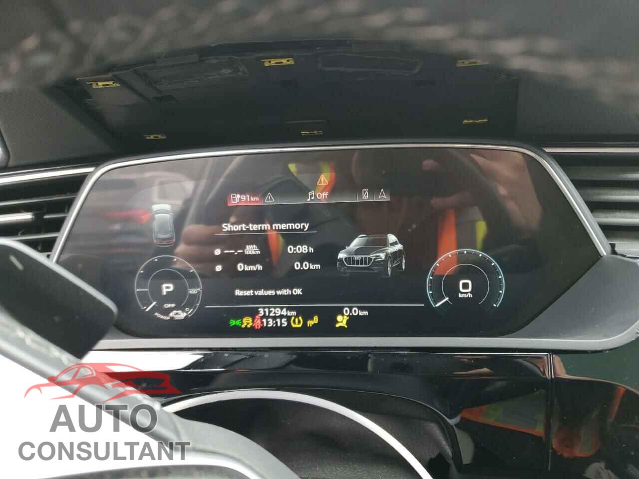 AUDI E-TRON 2023 - WA1AAAGE9PB000421