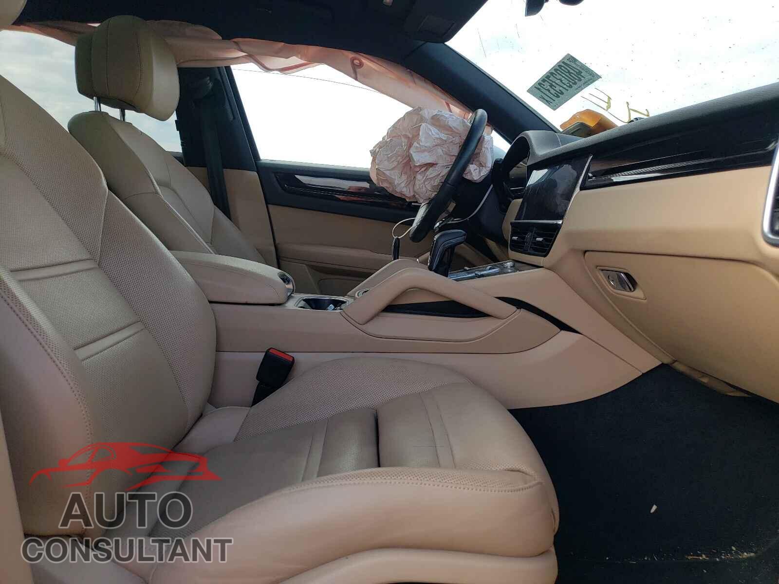 PORSCHE CAYENNE 2019 - WP1AA2AY6KDA15971