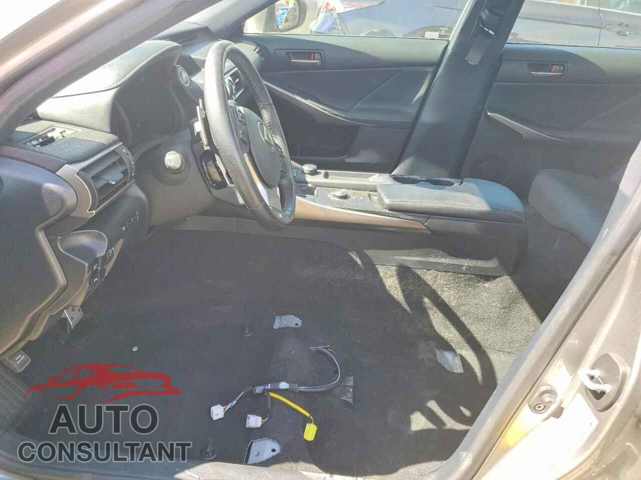 LEXUS IS 2019 - JTHBA1D29K5099591