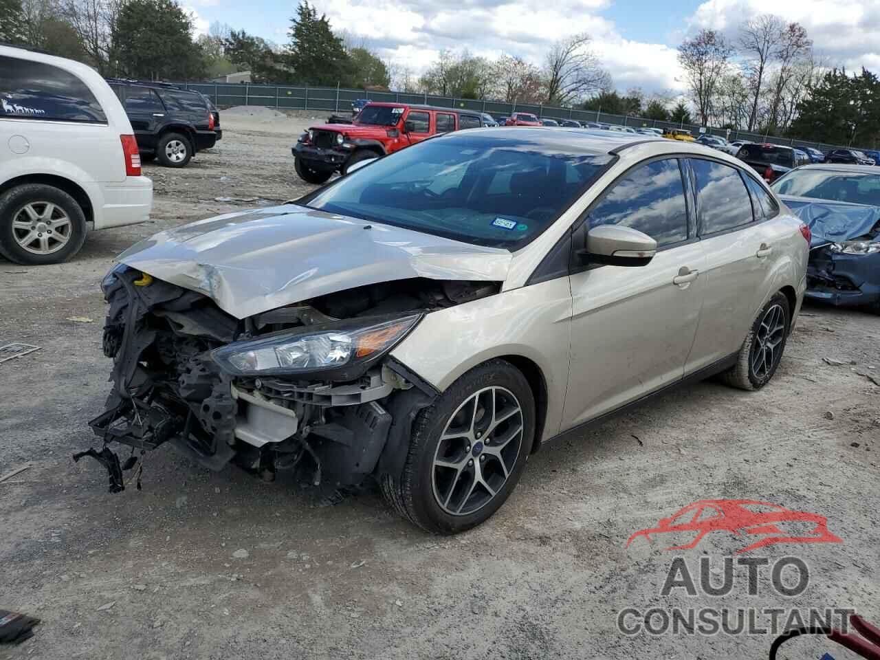 FORD FOCUS 2018 - 1FADP3H22JL229242