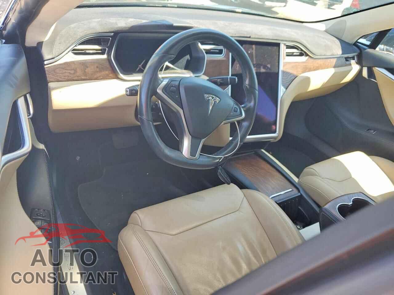TESLA MODEL S 2017 - 5YJSA1E14HF205217