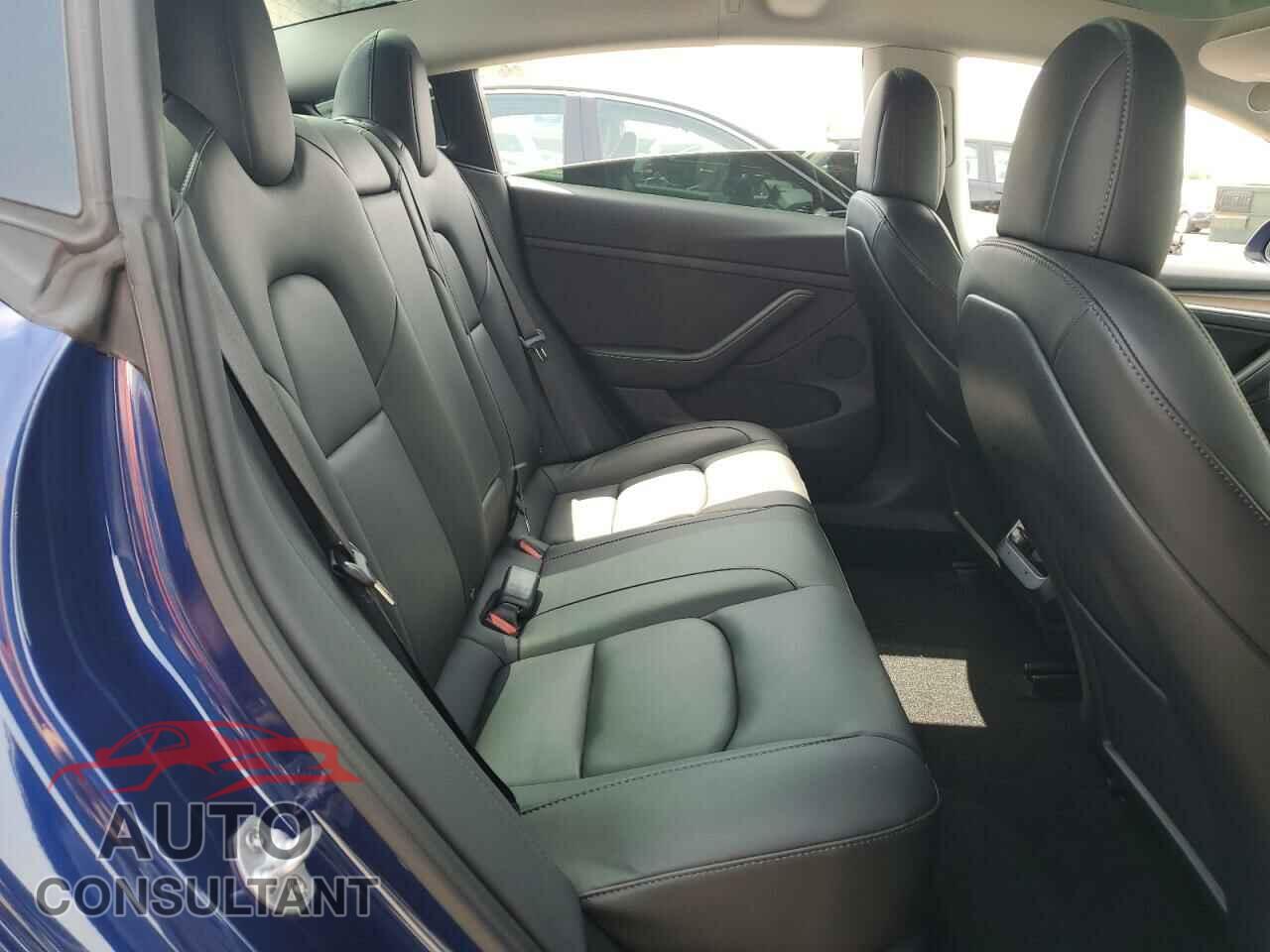 TESLA MODEL 3 2022 - 5YJ3E1EC2NF330562