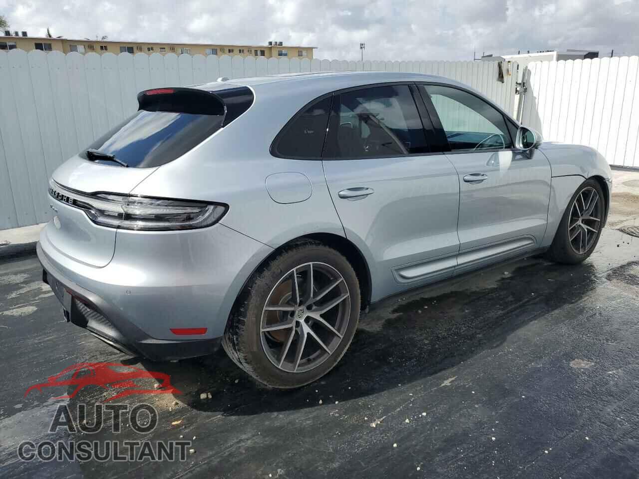 PORSCHE MACAN BASE 2024 - WP1AA2A59RLB07100