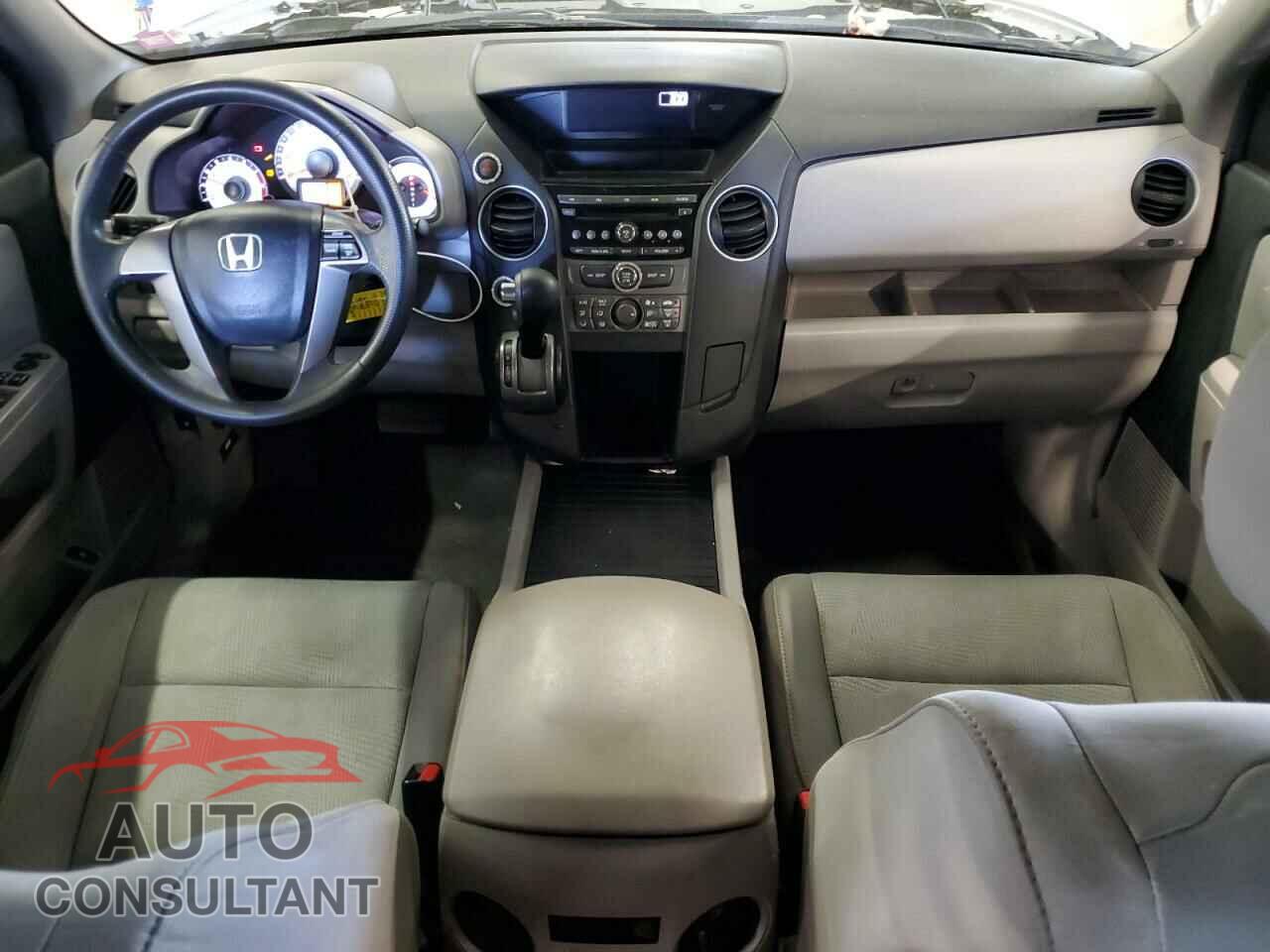HONDA PILOT 2012 - 5FNYF4H2XCB082193