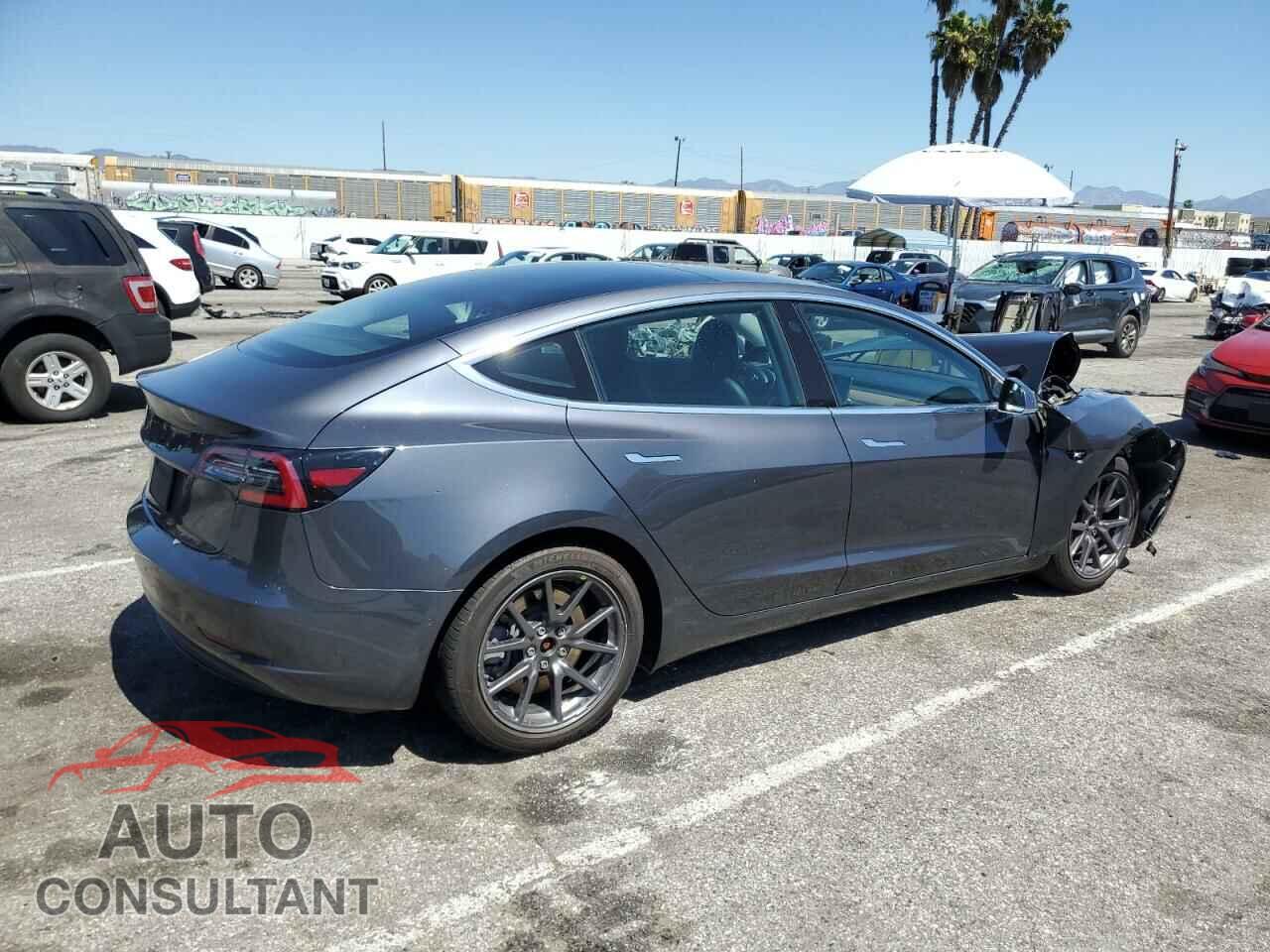 TESLA MODEL 3 2019 - 5YJ3E1EA5KF298703