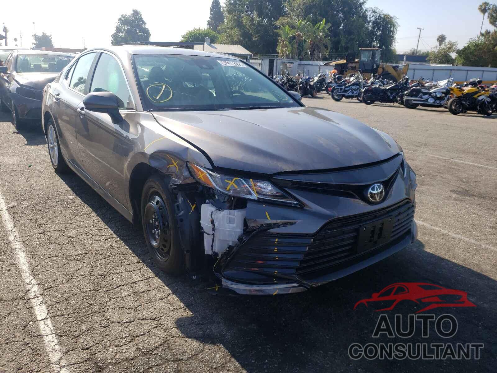 TOYOTA CAMRY 2021 - 4T1C11AKXMU446117