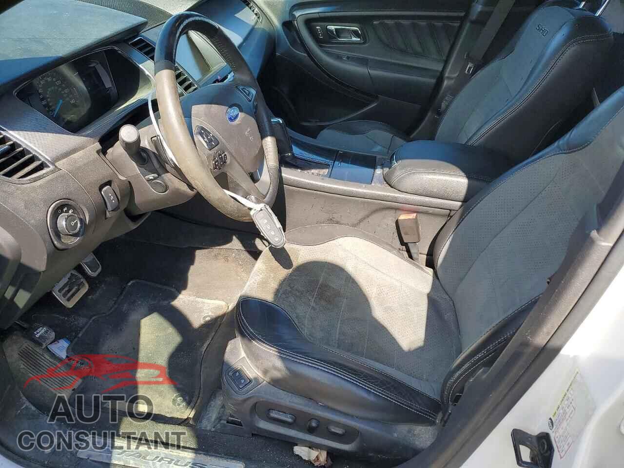 FORD TAURUS 2013 - 1FAHP2KT3DG159549