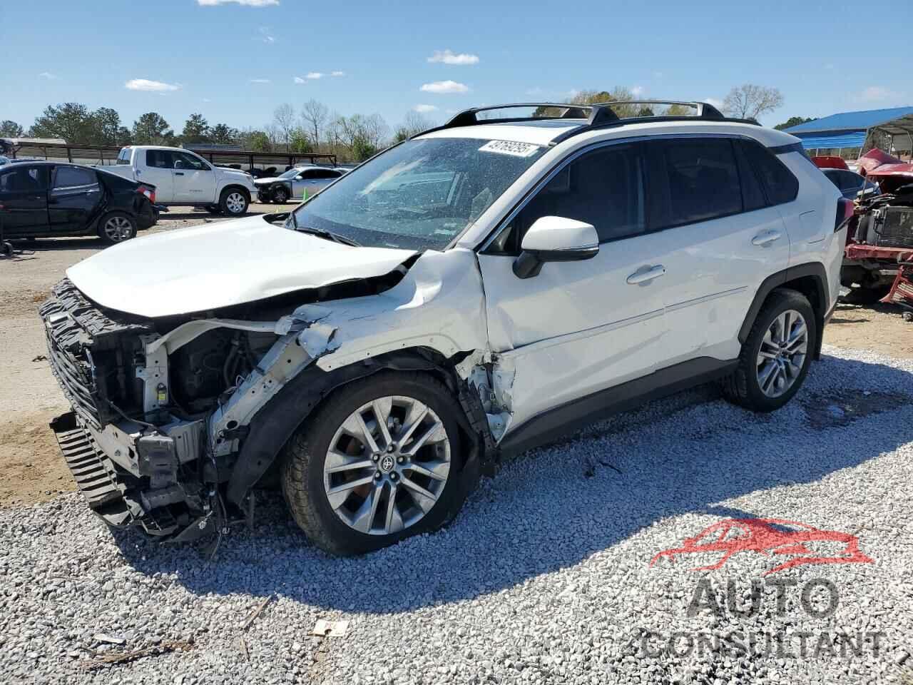 TOYOTA RAV4 2022 - 2T3C1RFV1NW231705