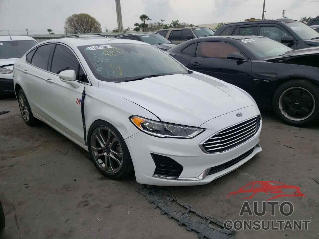 FORD FUSION 2019 - 3FA6P0CD2KR141438
