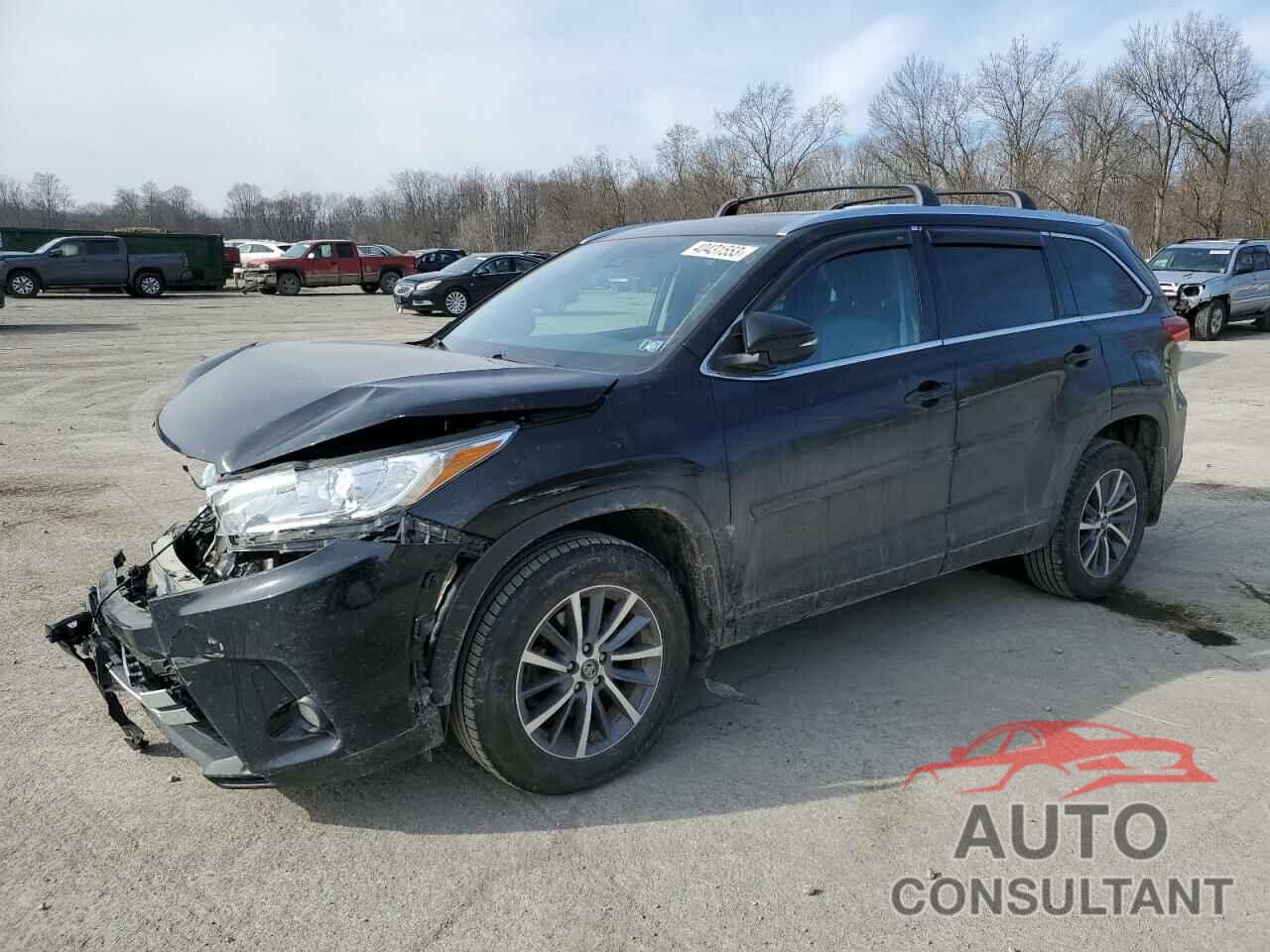 TOYOTA HIGHLANDER 2018 - 5TDJZRFH0JS853248