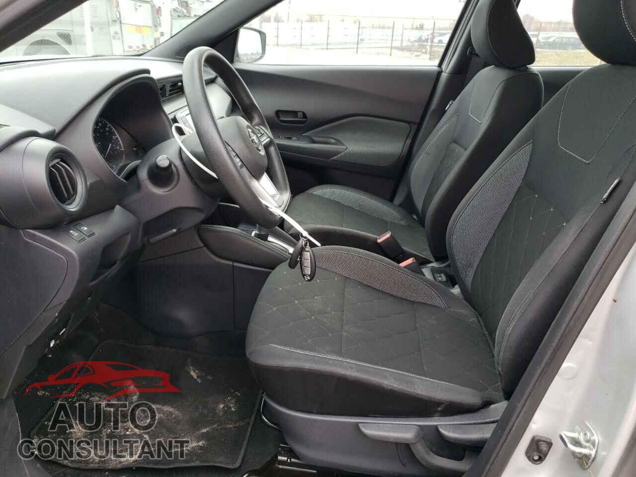 NISSAN KICKS 2019 - 3N1CP5CU3KL555375