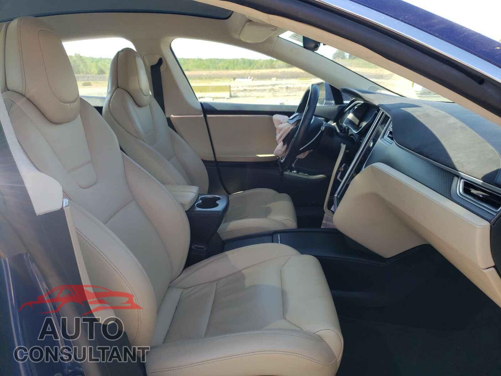 TESLA MODEL S 2017 - 5YJSA1E2XHF185077