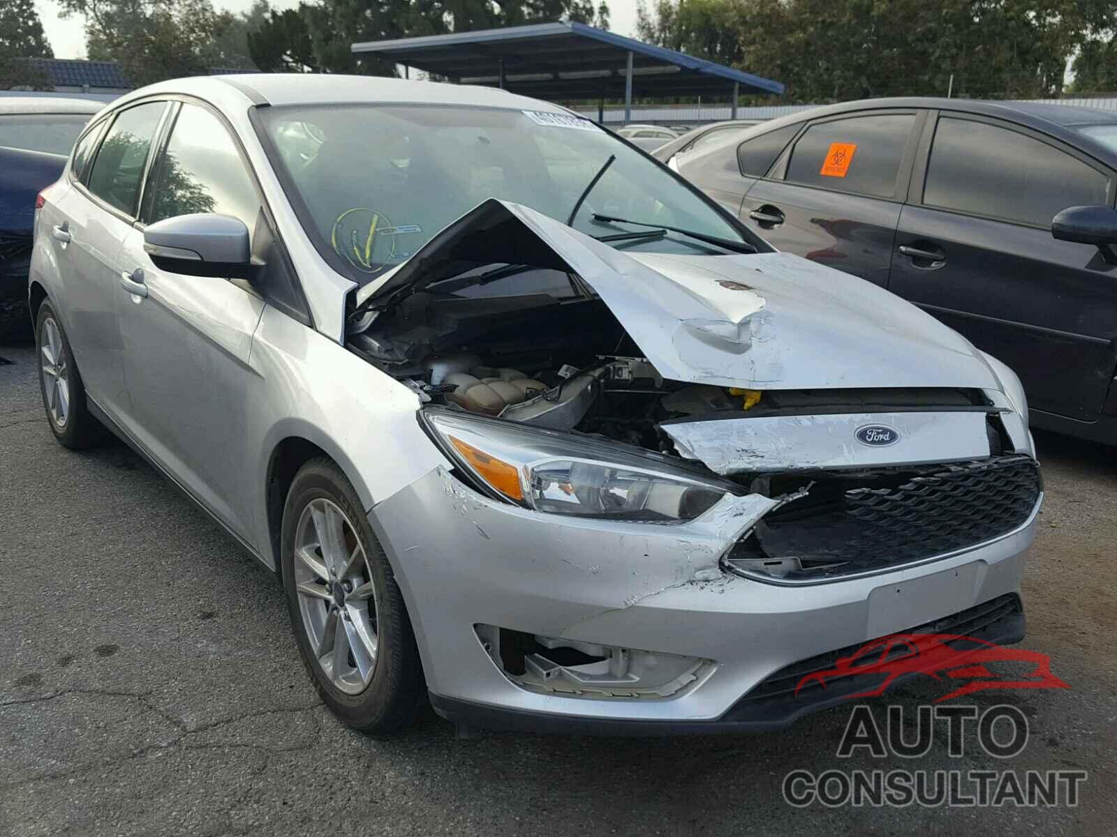 FORD FOCUS 2015 - 1FADP3K27FL307255