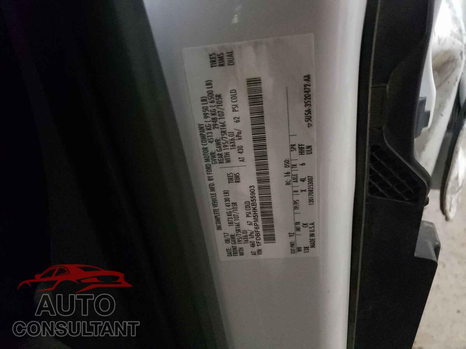 FORD TRANSIT CO 2017 - 1FDBF6PM5HKB55903