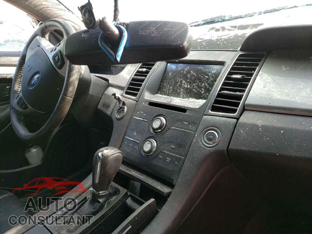 FORD TAURUS 2017 - 1FAHP2E84HG132132